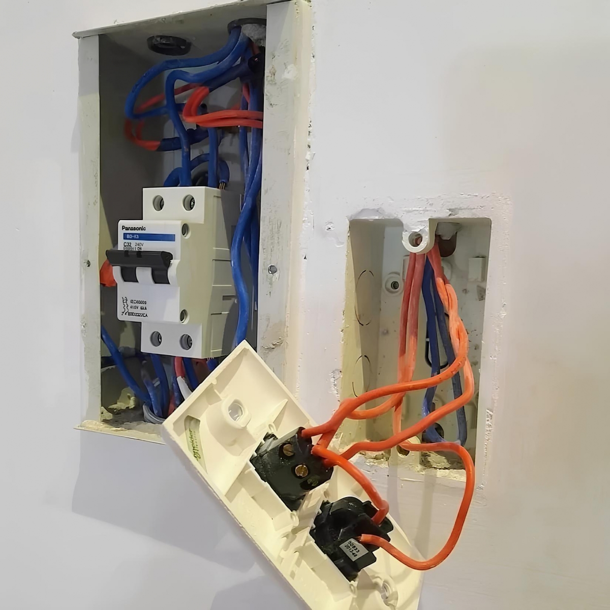Sửa chữa điện dân dụng quận 2 - Dịch vụ chuyên nghiệp và tin cậy